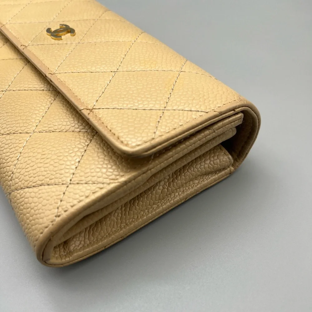 CHANEL 💛100% autentic